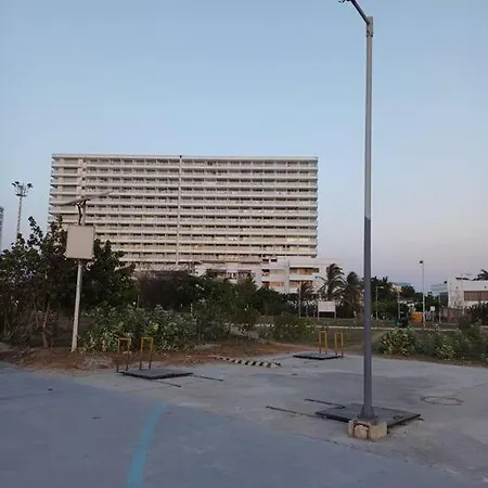 New Very Close To Airport And Beaches