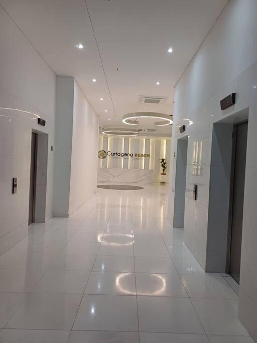 New Very Close To Airport And Beaches Apartment *