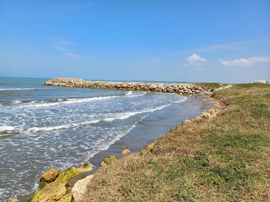Apartment New Very Close To Airport And Beaches Cartagena
