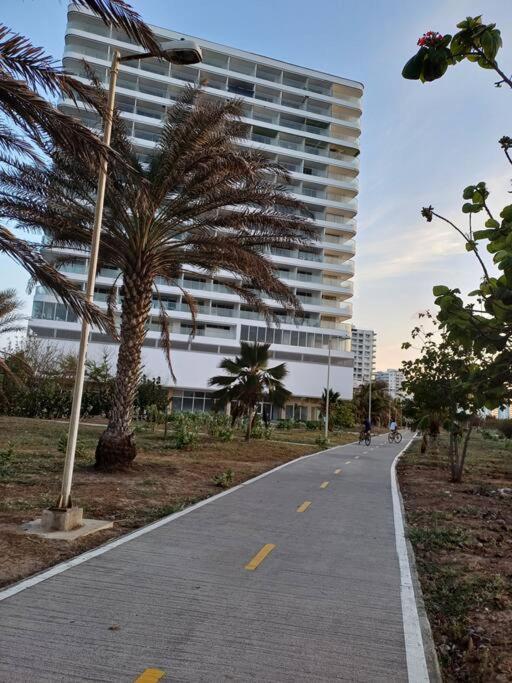 New Very Close To Airport And Beaches Apartment *